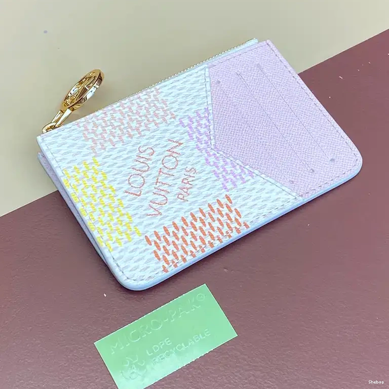 2404YA0148 Bags LV 0822